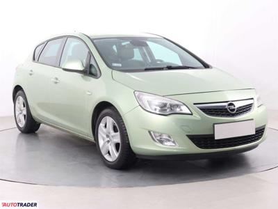 Opel Astra 1.7 123 KM 2011r. (Piaseczno)