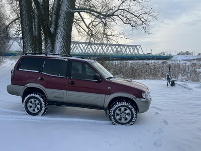 Nissan terrano