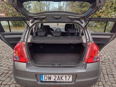 SUZUKI SWIFT 5 DRZWIOWY; ZADBANY!!!