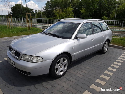 Audi w wersji Avant 2001 polift dobry do codziennej jazdy