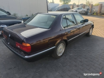 BMW E32 735i 1992