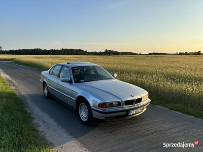 BMW e38 728i