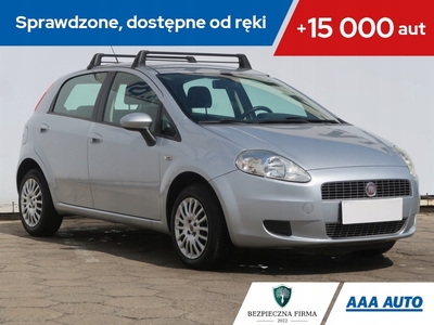 Fiat Punto Grande Punto Hatchback 5d 1.4 8v 77KM 2009