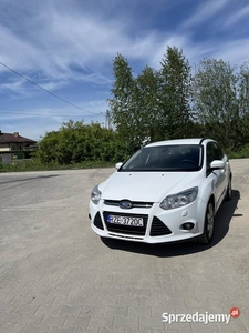 Ford Focus 1.6tdci 2014r xenon ledy opony zima