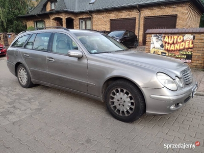 Mercedes E320 CDI 2003 Rok