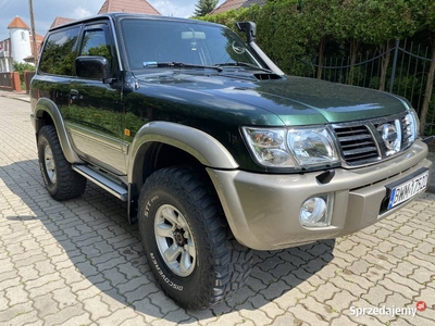 Nissan Patrol 4x4 Lift Bezwypadkowy zarejestrowany offroad 3d