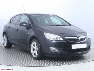 Opel Astra 1.4 138 KM 2012r. (Piaseczno)