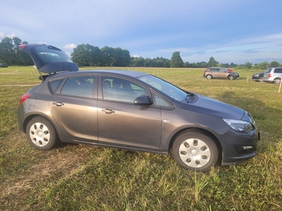 Opel Astra J 2014 r.-156600 km