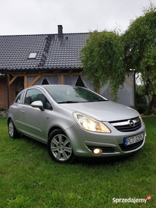 Opel Corsa D 2007r. 1.2 benzyna E10