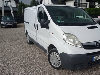 Opel Vivaro 2.0 DCI 90 KM