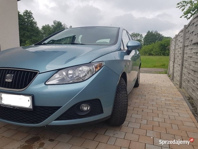 SEAT IBIZA, rok 2009, stan bardzo dobry, nowy akumulator