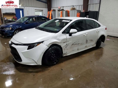 Toyota Camry IX 2020