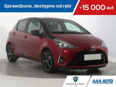 Toyota Yaris III Hatchback 5d Facelifting 2017 1.5 Dual VVT-iE 111KM 2018