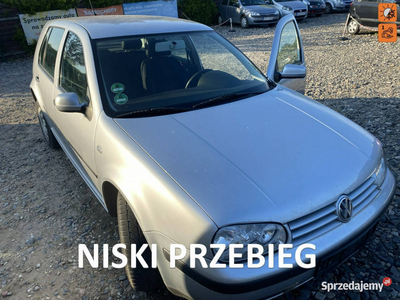 Volkswagen Golf 5d, benz, klimatyzacja ,hak, isofix, symboliczny przebieg,…