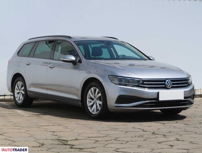 Volkswagen Passat 2.0 147 KM 2019r. (Piaseczno)