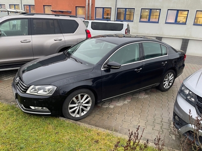 Volkswagen Passat B7 Limousine 2.0 TDI CR BlueMotion 177KM 2013