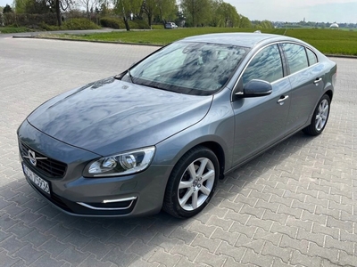 Volvo S60 II Sedan Facelifting 2.0 D2 DRIVE-E 120KM 2017