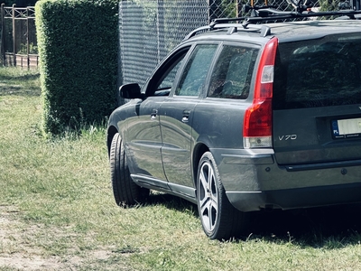 Volvo V70 II do naprawy lub na części