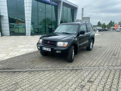 Mitsubishi Pajero w pełni sprawny, 4x4, coupe, okazja, OFFroad, 2kpl kół