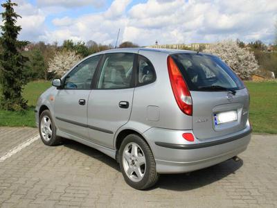 nissan almera tino