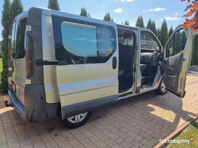 Opel vivaro 1.9 cdti 6 osobowy 2004 rok