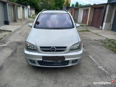 Opel Zafira Lift 7 - osobowa