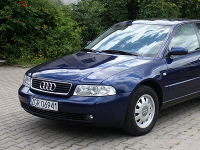 Audi A4 1.6 lift ! KLIMA ! super STAN ! 1 właściciel !