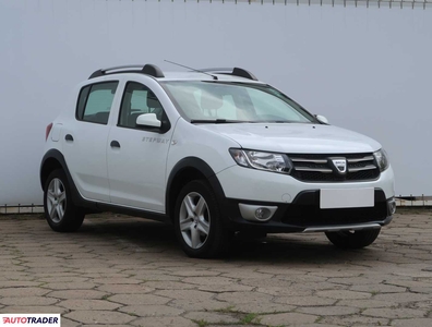 Dacia Sandero 0.9 88 KM 2016r. (Piaseczno)