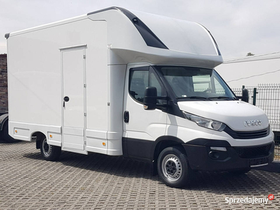 Iveco Daily KONTENER NISKOPODŁOGOWY 4,31x2,23x2,42 KLIMA 35S14 KAMPER KONI…