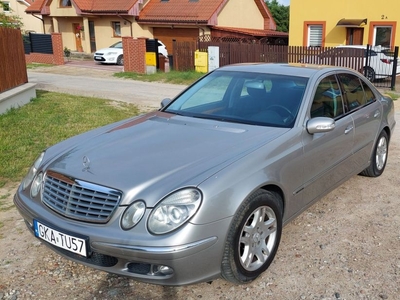 Mercedes klasa E w211 220 cdi 2004r.