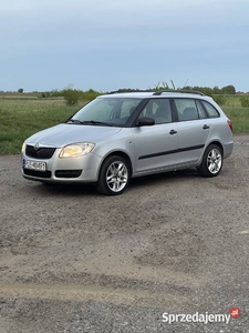 SKODA FABIA II 1.2 HTP Klimatyzacja