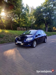 Sprzedam Toyota Auris 1.3 benzyna 101 KM z 2009 roku, bezwypadkowy.