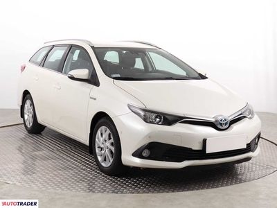 Toyota Auris 1.8 134 KM 2017r. (Piaseczno)