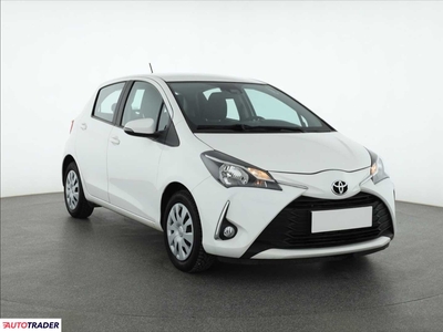 Toyota Yaris 1.0 71 KM 2018r. (Piaseczno)