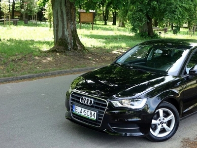 Audi A3 8V Hatchback 3d 1.2 TFSI 105KM 2014