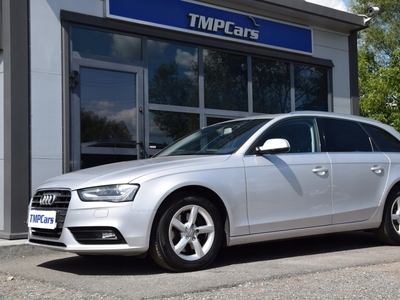 Audi A4 B8 Avant Facelifting 2.0 TDI 143KM 2012