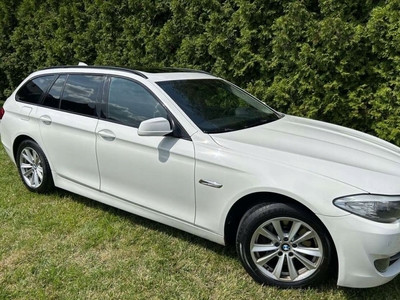 BMW Seria 5 F10-F11 Touring 525d 218KM 2012