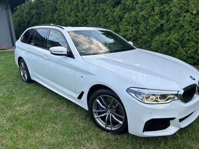 BMW Seria 5 G30-G31 Touring 540i 340KM 2020