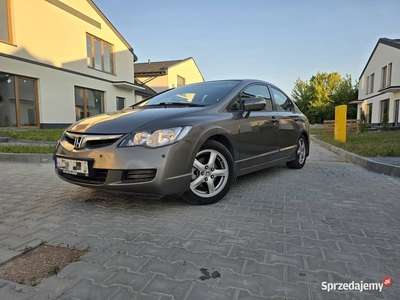 Honda Civic 1.8 B+G Dynamiczna i Ekonomiczna