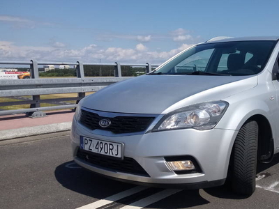 Kia Ceed Kombi 1,6 benzyna 125 KM salon Polska