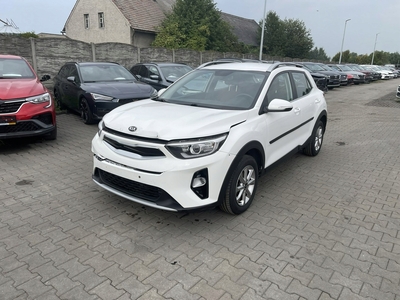 Kia Stonic Crossover 1.4 DOHC 100KM 2017