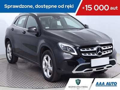 Mercedes GLA I Off-Roader Facelifting 1.6 200 156KM 2018