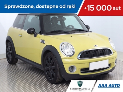 Mini Mini R56 Hatchback Facelifting 1.6 122KM 2010