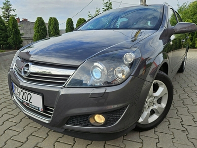 Opel Astra H Kombi 1.6 ECOTEC 115KM 2009