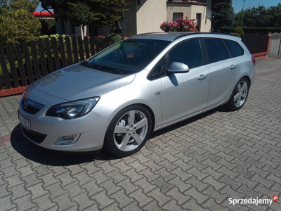 Opel Astra J 2011r 16200 zł