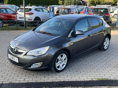 Opel Astra J Hatchback 5d 1.6 Twinport ECOTEC 115KM 2011