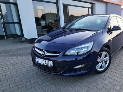 Opel Astra J Sports Tourer 1.7 CDTI ECOTEC 110KM 2012