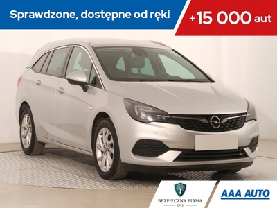 Opel Astra K Sportstourer Facelifting 1.5 Diesel 122KM 2020