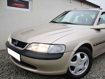 Opel Vectra B Sedan 1.6 i 16V 101KM 1997