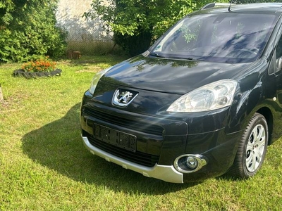 Peugeot Partner II Tepee 1.6 benzyna 2010 r.